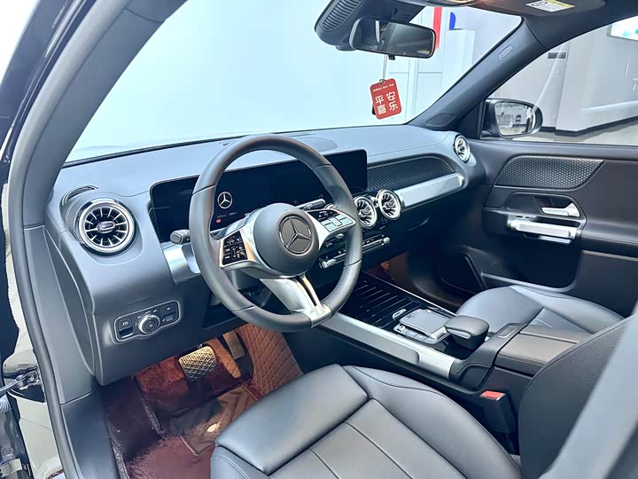 Mercedes-Benz GLB-Class 2024 2024款 GLB 220 动感型
