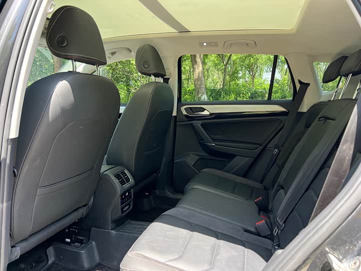 Фото 8 - Volkswagen Tayron