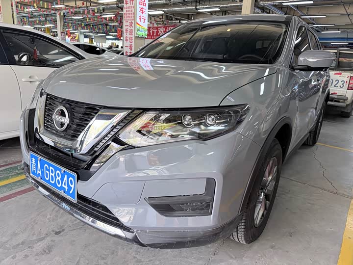 Nissan X-Trail 2025 2025款 荣誉 2.0L 两驱领先版