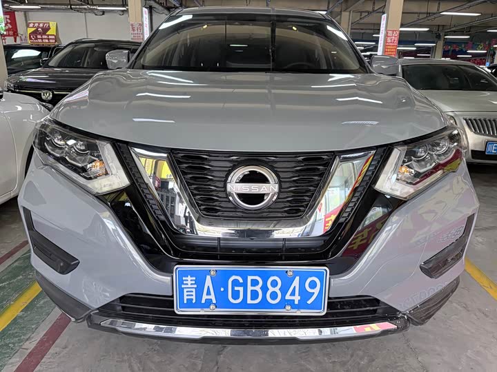 Nissan X-Trail 2025 2025款 荣誉 2.0L 两驱领先版