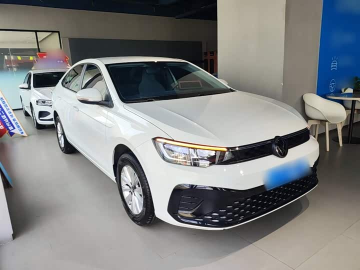 Фото 4 - Volkswagen Lavida
