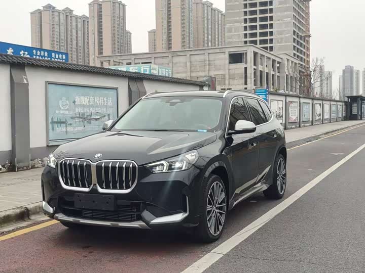 Фото 3 - BMW X1