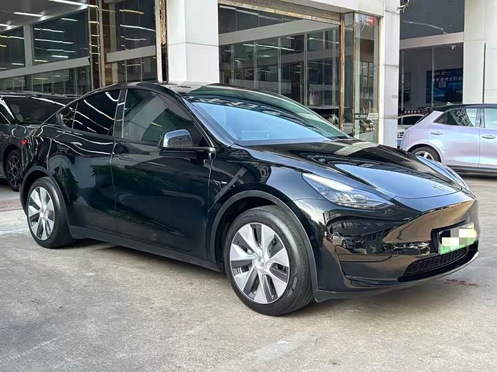 Zdjęcie 3 - Tesla Model Y