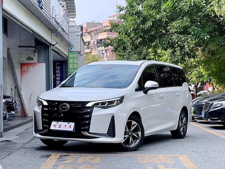 Фото 1 - GAC Trumpchi M6