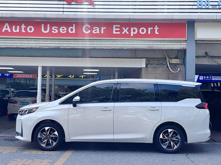 Фото 3 - GAC Trumpchi M6