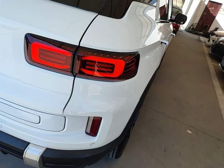 Geely Icon 2023 2023款 1.5TD 巧克力醇臻版