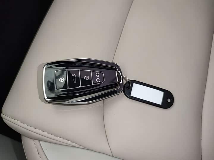 Geely Icon 2023 2023款 1.5TD 巧克力醇臻版