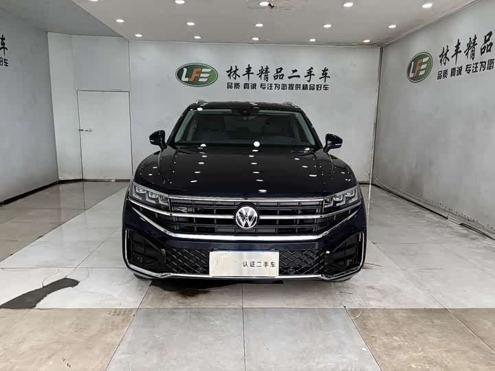 2025 Volkswagen Touareg