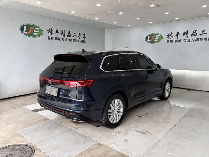 Photo 8 - Volkswagen Touareg
