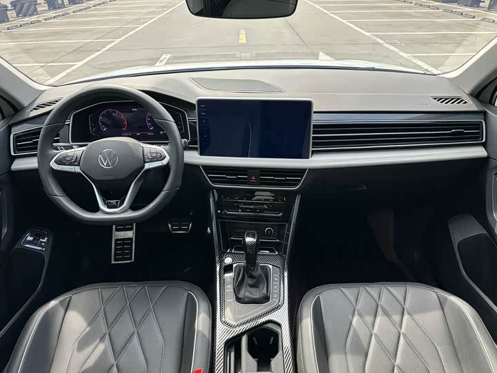 Фото 9 - Volkswagen Tiguan L Pro