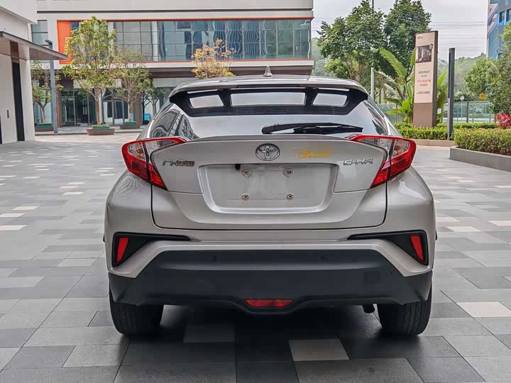 Toyota C-HR 2022 2022款 2.0L 舒适版