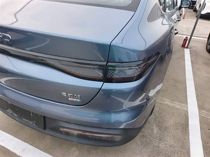 BYD Seal 05 DM-i Hybrid 2025 2025款 DM-i 智驾版 120KM旗舰型