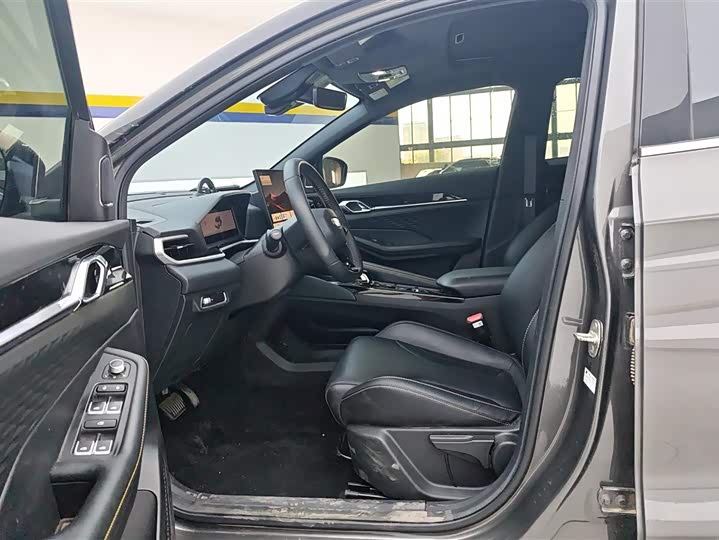 Geely Coolray 2025 2025款 缤越L 1.5TD DCT 星耀