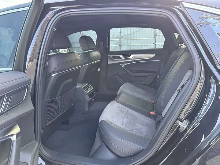 Zdjęcie 9 - Audi A6L