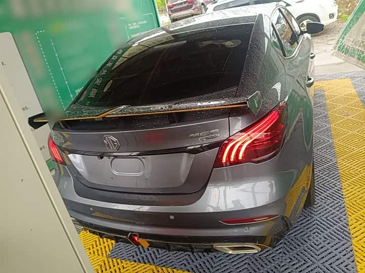 Фото 6 - MG Motor 6