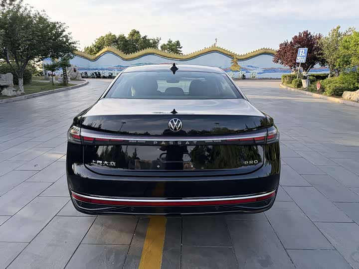 Volkswagen Passat 2026 2026款 Pro 380TSI 龙运版