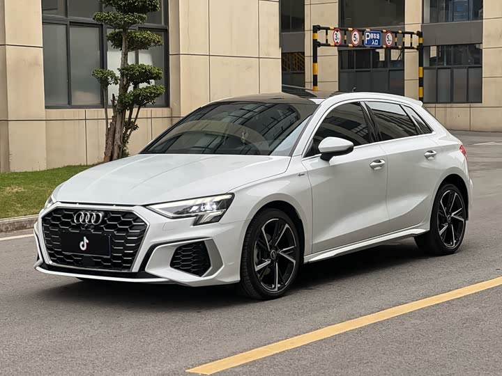 Photo 1 - Audi A3