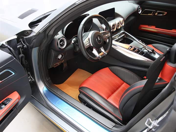 Zdjęcie 5 - Mercedes-Benz AMG GT