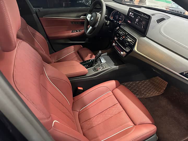 Фото 4 - BMW 5 Series