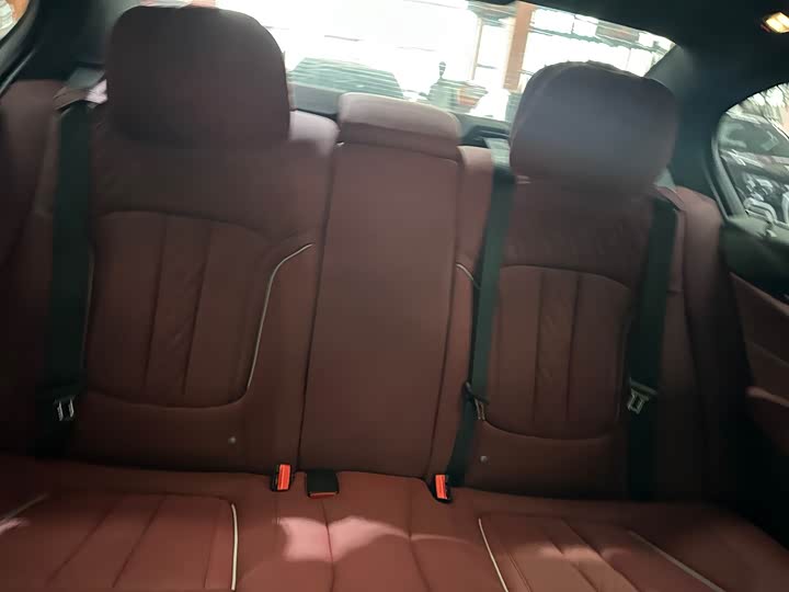 Фото 6 - BMW 5 Series