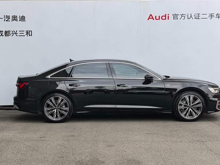 Фото 3 - Audi A6L