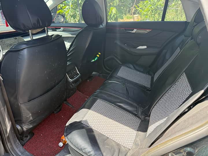 Dongfeng Aeolus Yixuan Max 2022 2022款 1.5T 超帅潮爸版