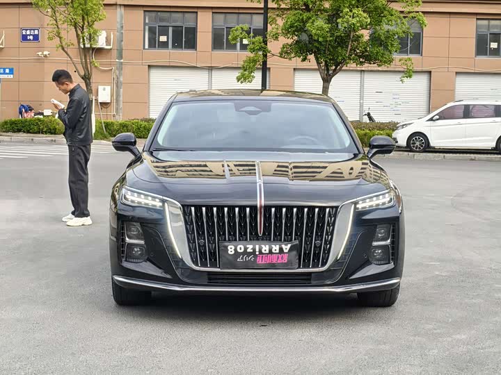 Zdjęcie 2 - Hongqi H5