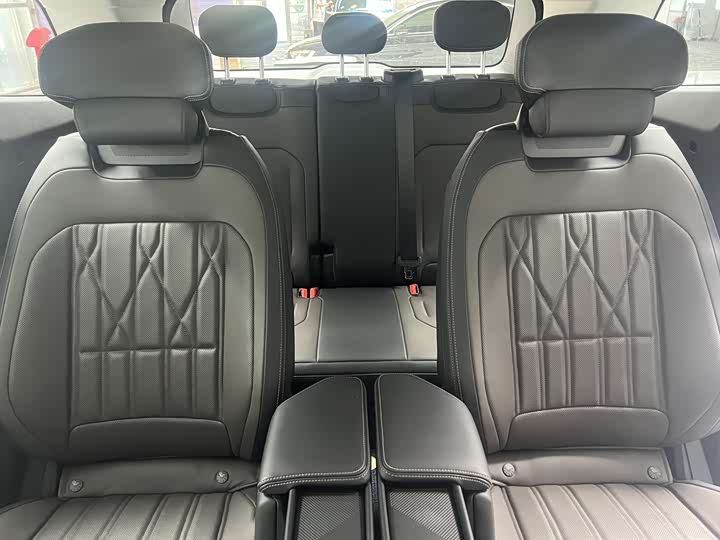 Ford Edge 2026 2026款 锐界L 2.0T EcoBoost 四驱七座至尊型
