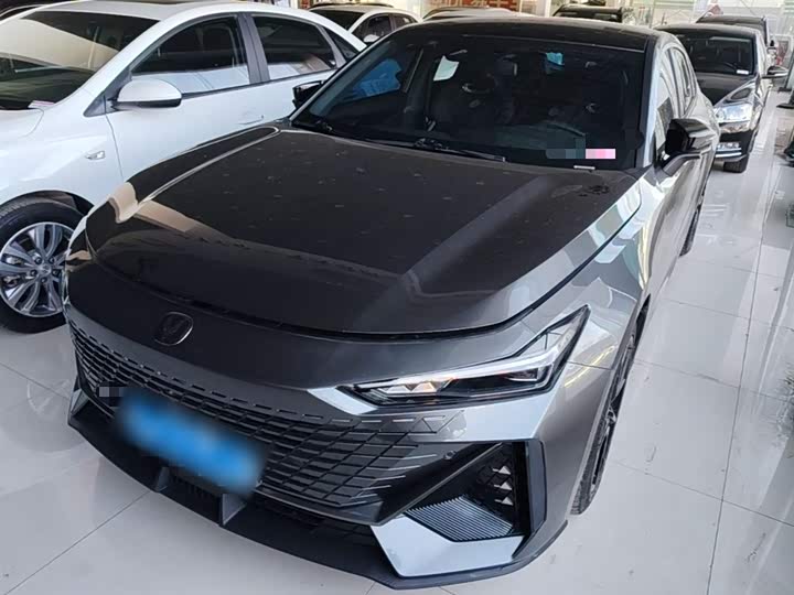 Zdjęcie 1 - Changan UNI-V