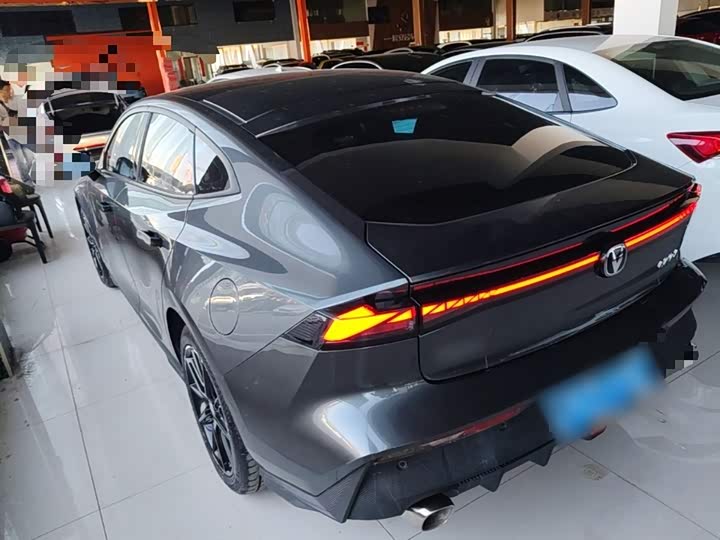 Zdjęcie 5 - Changan UNI-V