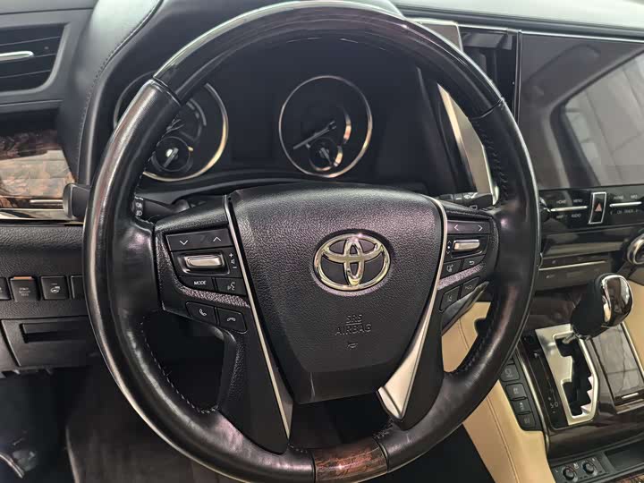 Toyota Alphard 2021 2021款 双擎 2.5L 豪华版