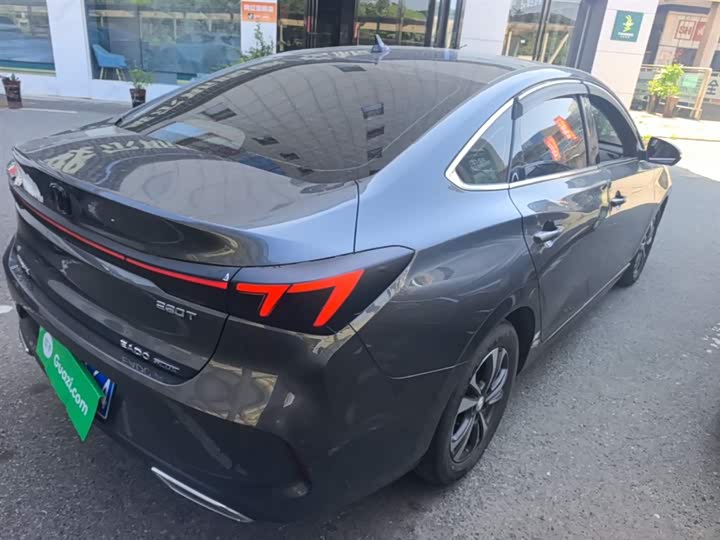 Фото 7 - Changan Eado Plus