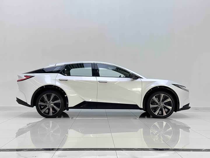 Toyota bZ5 2025 2025款 550 PRO