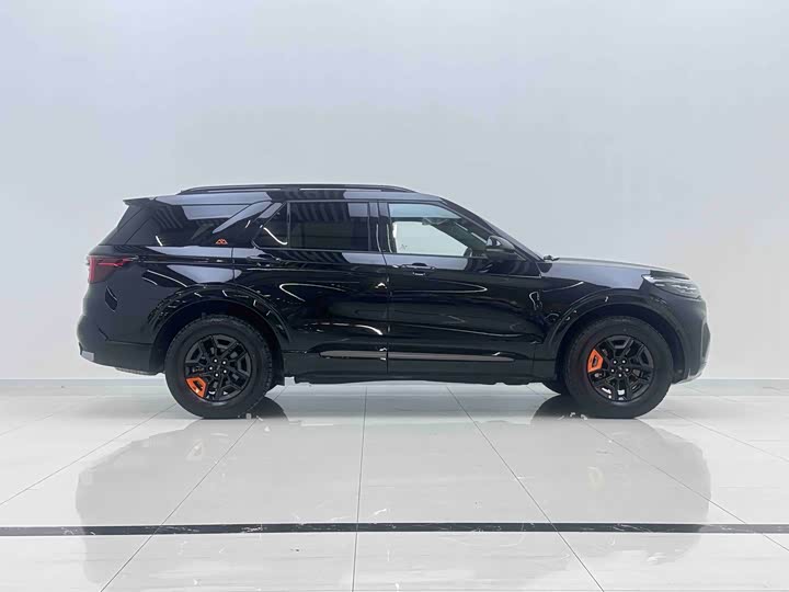 Ford Explorer 2025 2025款 2.3T EcoBoost 昆仑穿越版 5座
