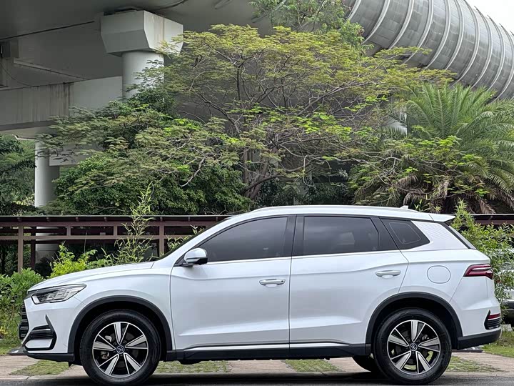 BYD Song Pro Hybrid 2022 2022款 DM-i 110km 旗舰型