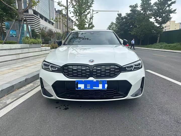 Фото 2 - BMW 3 Series