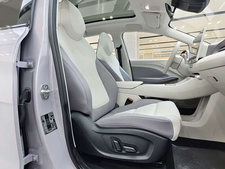 MG Motor 4 EV 2026 2026款 半固态安芯版