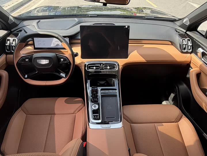 Geely Atlas L 2025 2025款 第四代 1.5TD DCT 山河