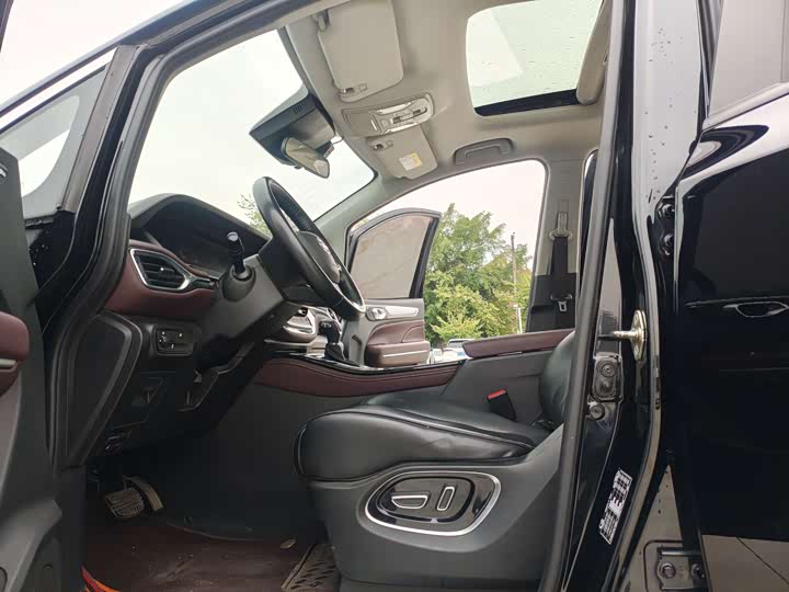 GAC Trumpchi M6 2021 2021款 270T DCT豪华版（七座）