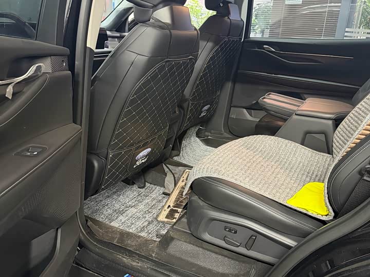 Ford Edge 2025 2025款 锐界L 2.0T EcoBoost E混动两驱七座豪华型