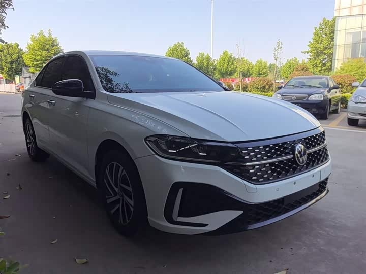 Фото 4 - Volkswagen Lavida