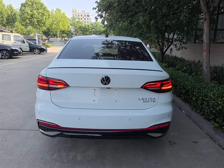 Фото 6 - Volkswagen Lavida
