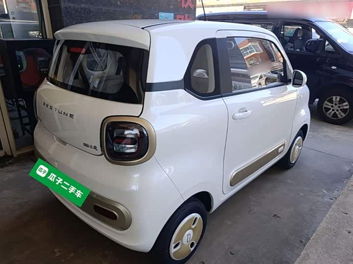 Bestune Pony 2026 2026款 222km 炫彩马