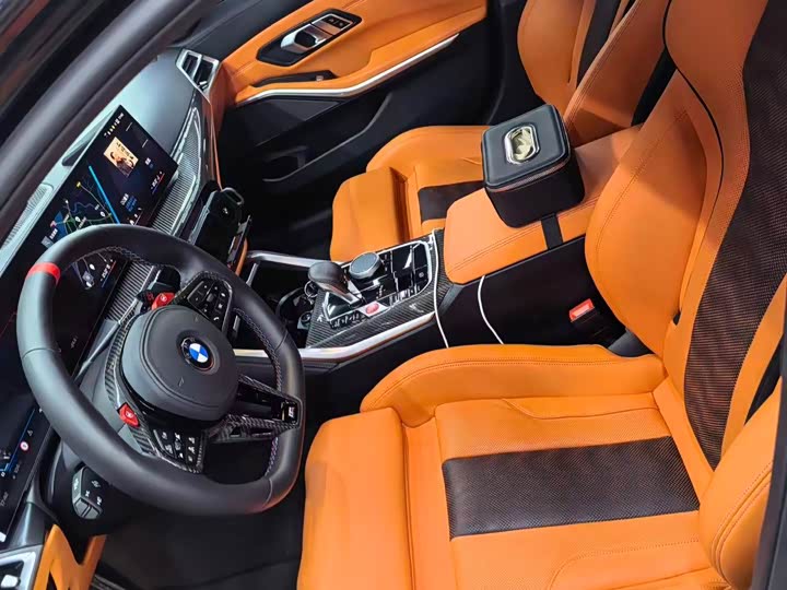 BMW M3 2024 2024款 M3四门轿车 M xDrive 雷霆版