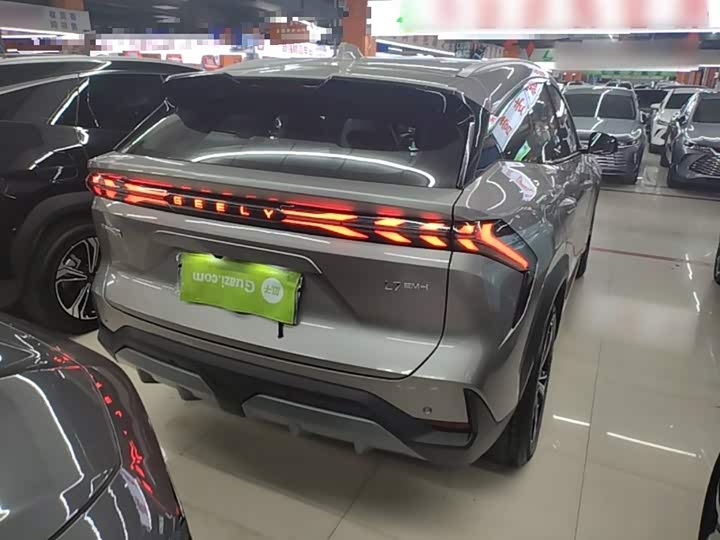 Geely Galaxy L7 2025 2025款 EM-i 115km 探索+版