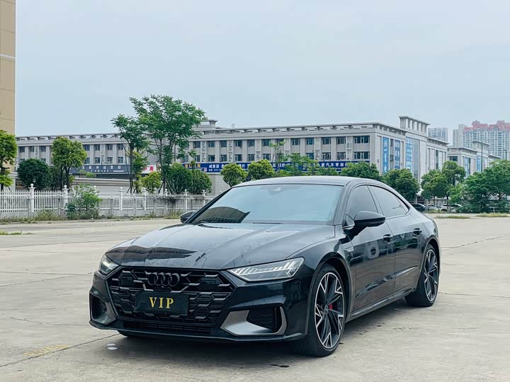 Audi A7L 2025 2025款 45 TFSI quattro 黑武士版