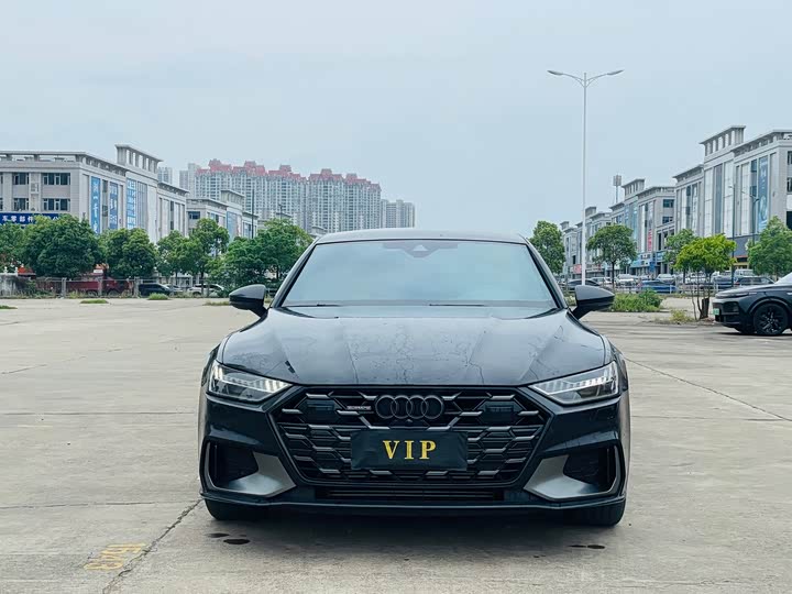Audi A7L 2025 2025款 45 TFSI quattro 黑武士版