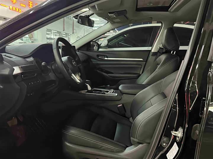 Фото 4 - Nissan Teana