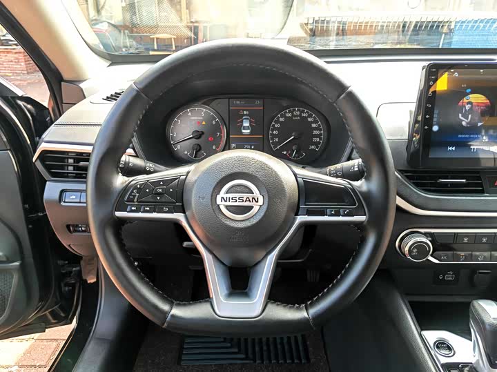 Фото 14 - Nissan Teana