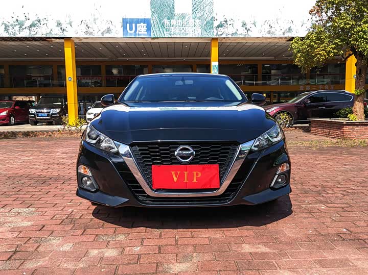 Фото 3 - Nissan Teana